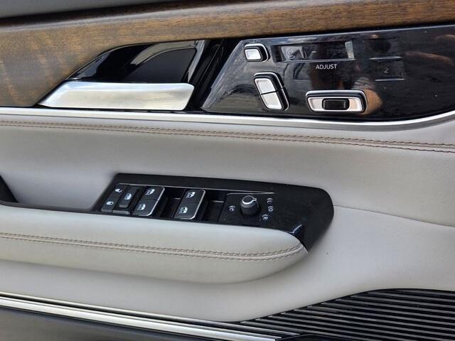 2022 Jeep Grand Wagoneer - $47,594
