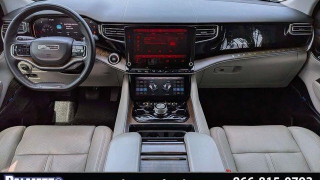 2023 Jeep Grand Wagoneer Base