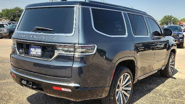 2023 Jeep Grand Wagoneer Base