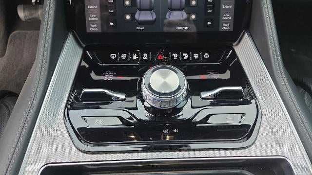 2022 Jeep Grand Wagoneer Series I