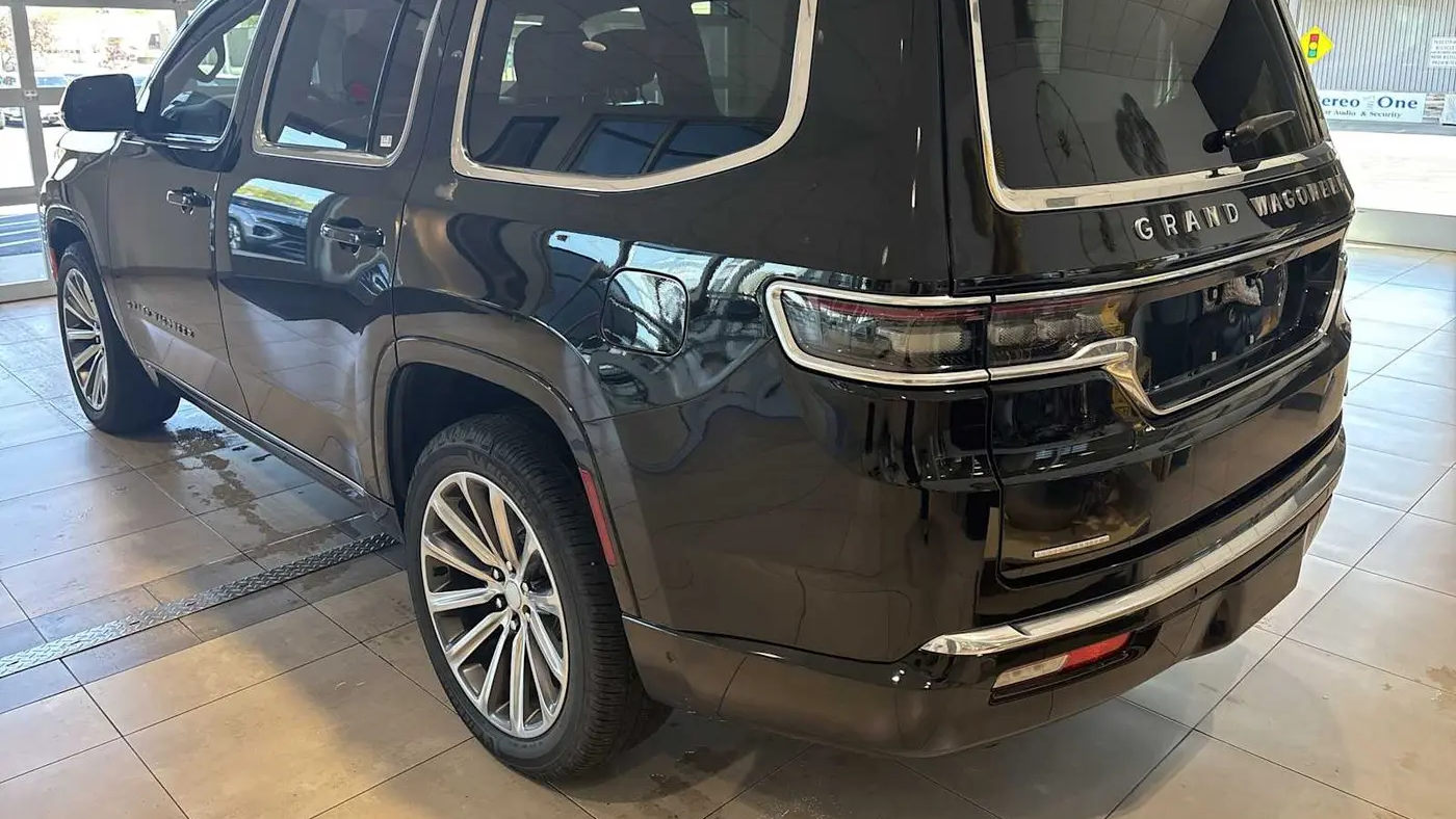 2022 Jeep Grand Wagoneer Series I