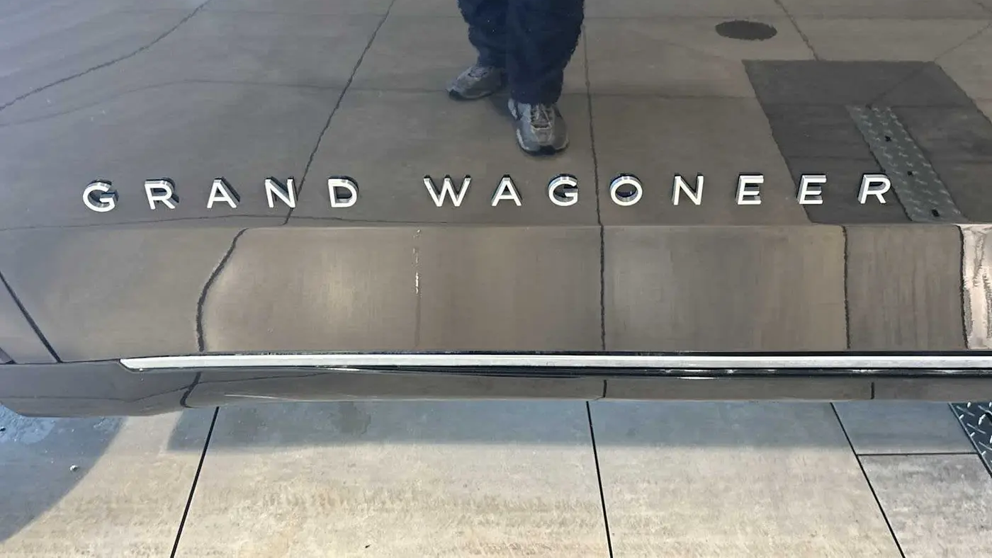2022 Jeep Grand Wagoneer Series I