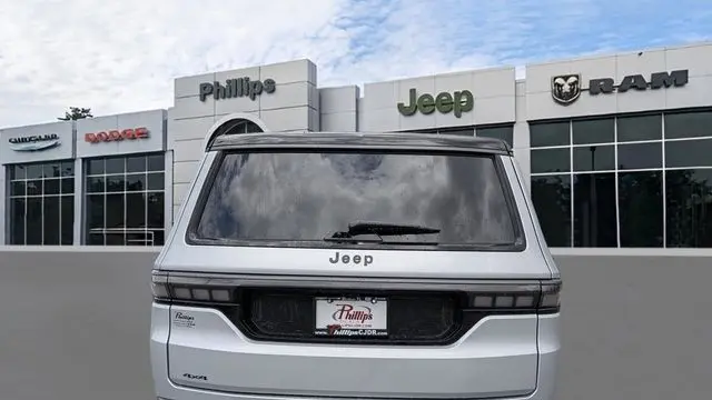 2026 Jeep Grand Wagoneer Summit Reserve