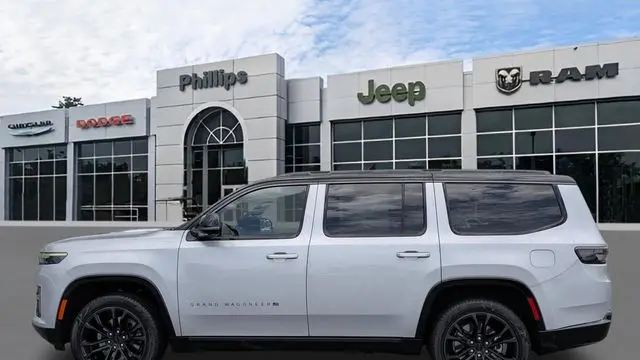 2026 Jeep Grand Wagoneer Summit Reserve