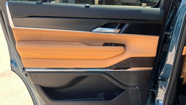 2026 Jeep Grand Wagoneer Summit Reserve