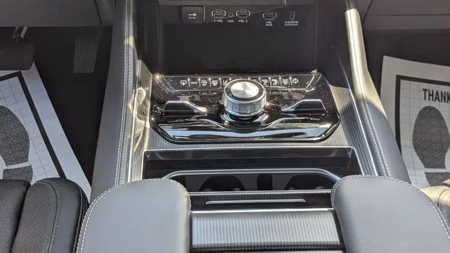 2026 Jeep Grand Wagoneer Summit Obsidian