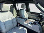 2025 Grand Wagoneer Thumbnail 17