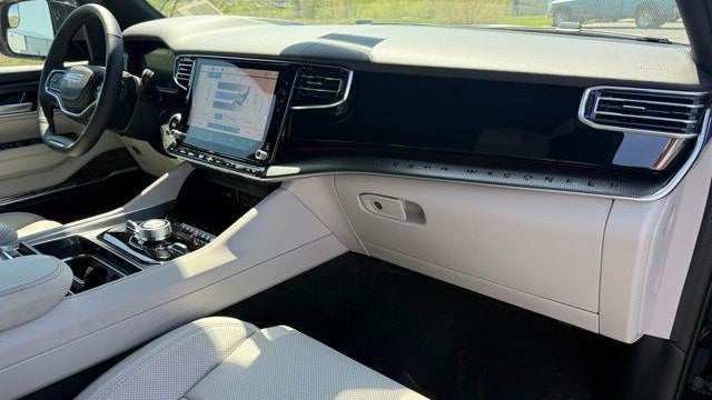 2026 Jeep Grand Wagoneer Summit Obsidian