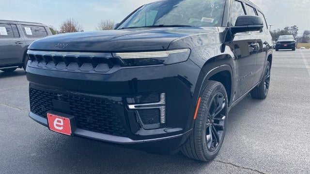 2026 Jeep Grand Wagoneer Summit Obsidian