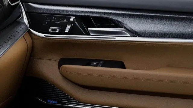2026 Jeep Grand Wagoneer Summit Reserve