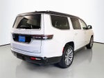 2022 Grand Wagoneer Thumbnail 7