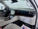 2022 Grand Wagoneer Thumbnail 32