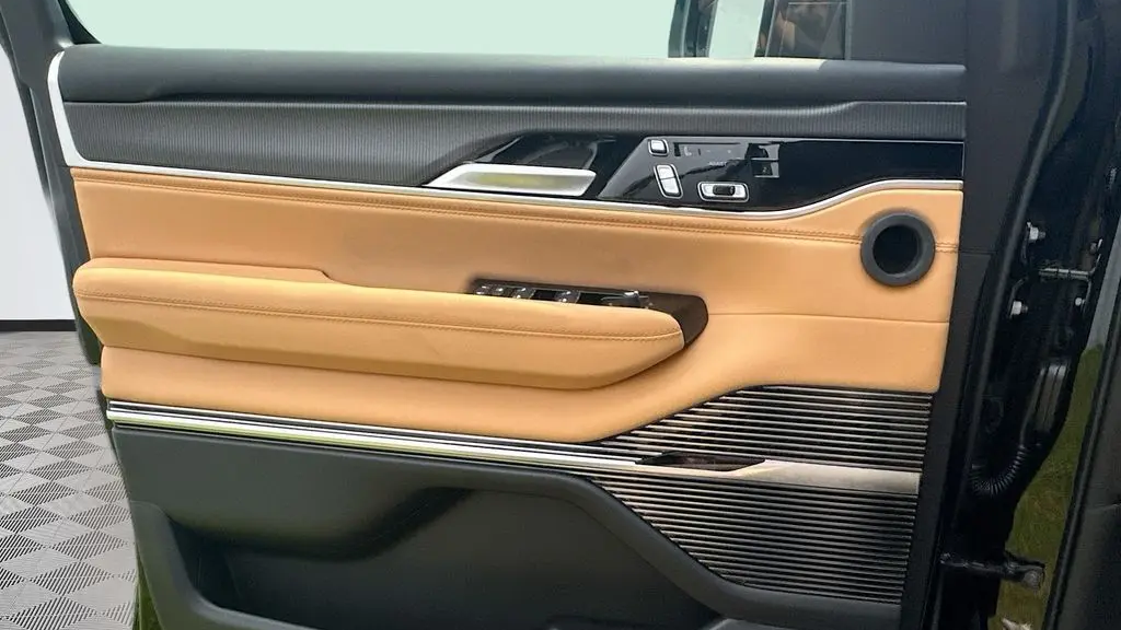 2026 Jeep Grand Wagoneer Summit Reserve