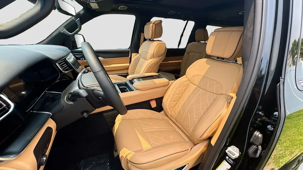 2026 Jeep Grand Wagoneer Summit Reserve
