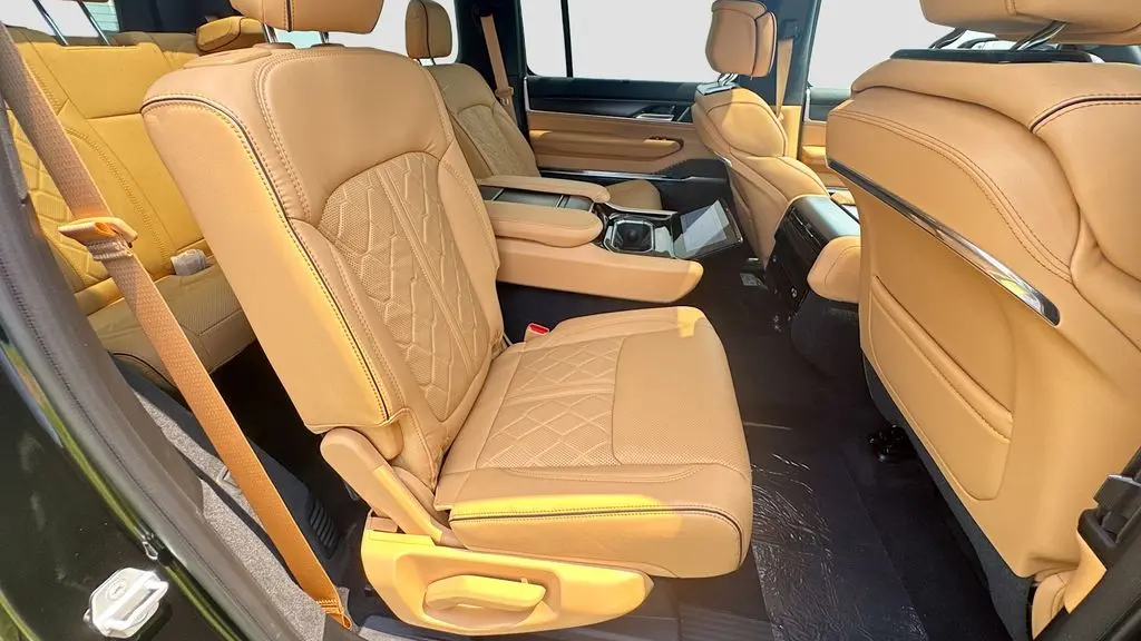 2026 Jeep Grand Wagoneer Summit Reserve