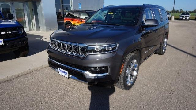 2022 Jeep Grand Wagoneer Series II