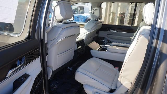 2022 Jeep Grand Wagoneer Series II