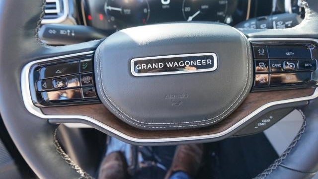 2022 Jeep Grand Wagoneer Series II