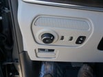2022 Grand Wagoneer Thumbnail 20