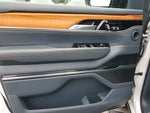 2022 Grand Wagoneer Thumbnail 22