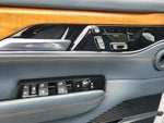 2022 Grand Wagoneer Thumbnail 23