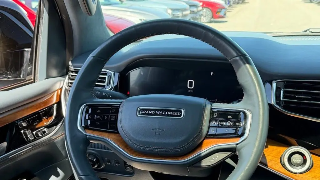 2022 Jeep Grand Wagoneer Series II