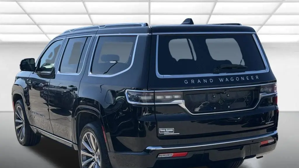 2022 Jeep Grand Wagoneer Series II
