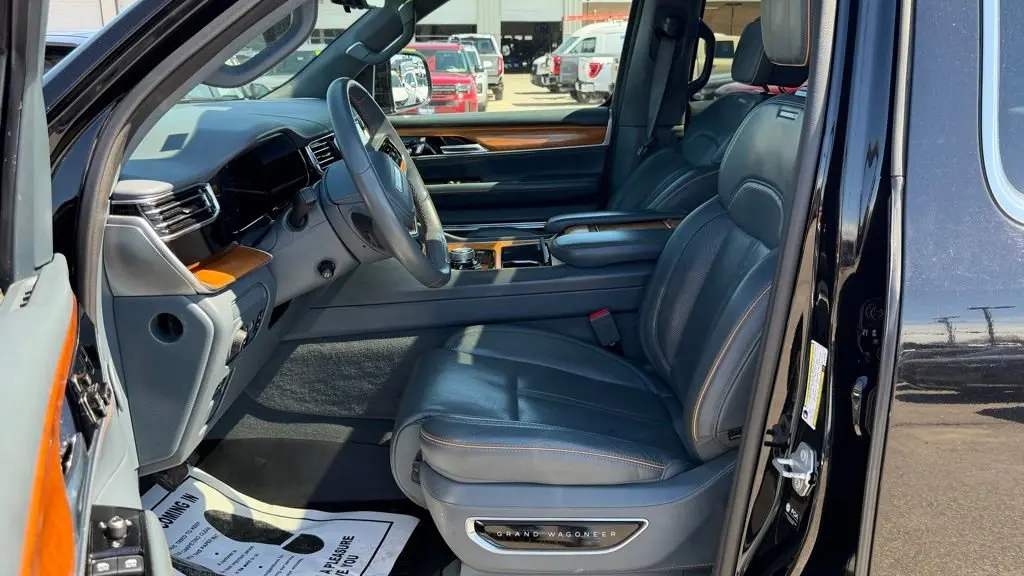 2022 Jeep Grand Wagoneer Series II