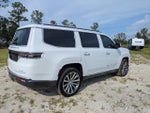 2022 Grand Wagoneer Thumbnail 4