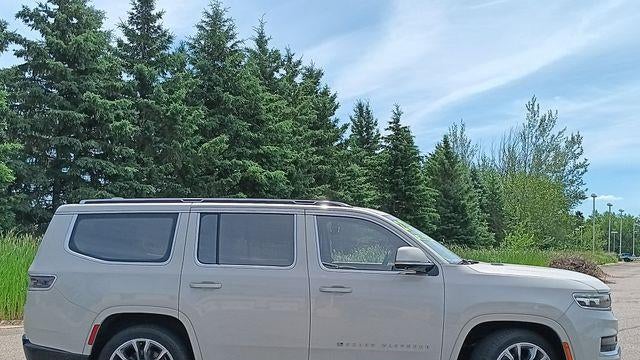 2022 Jeep Grand Wagoneer Series II