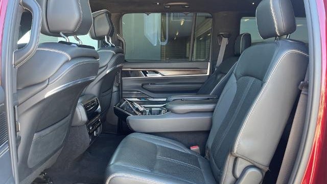 2022 Jeep Grand Wagoneer Series II