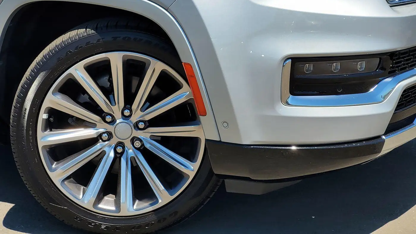 2022 Jeep Grand Wagoneer Obsidian