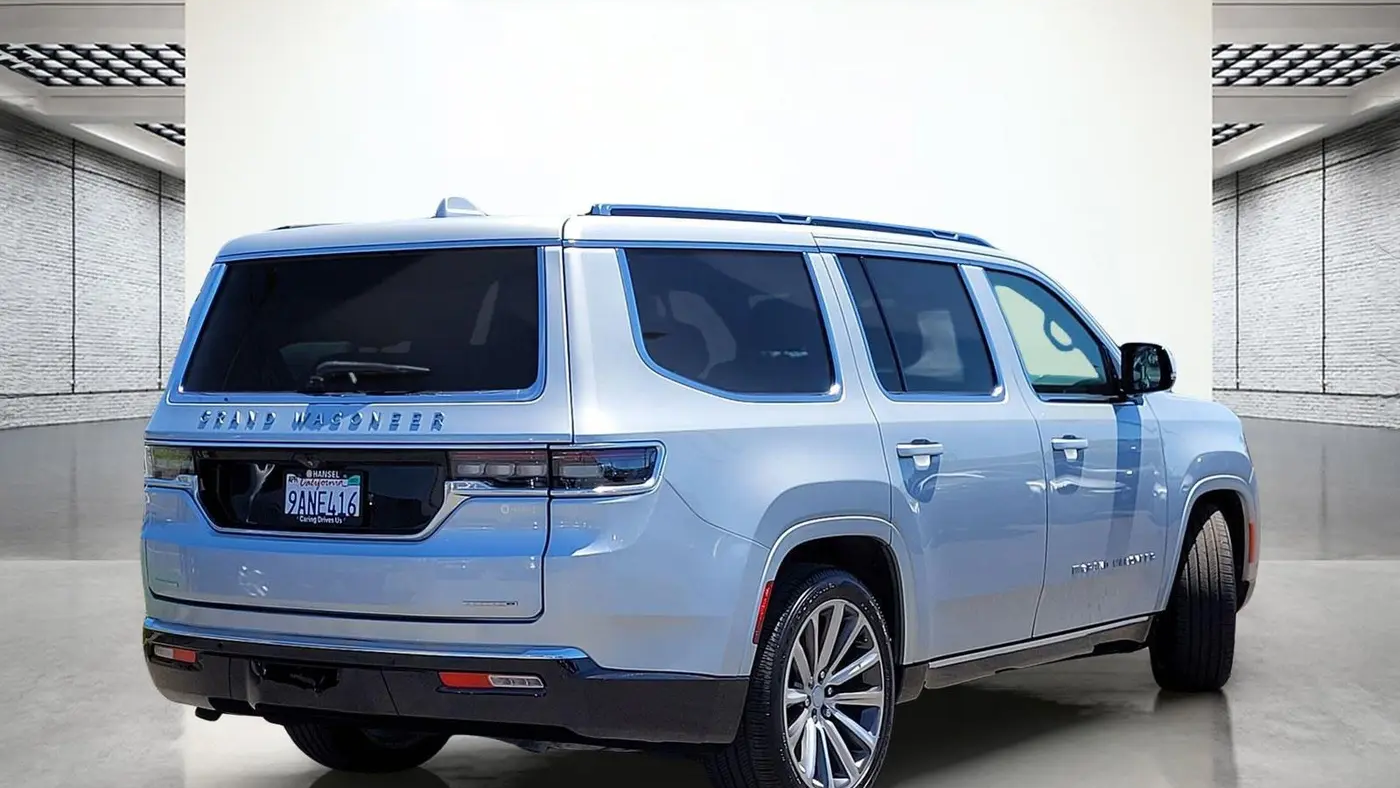 2022 Jeep Grand Wagoneer Obsidian