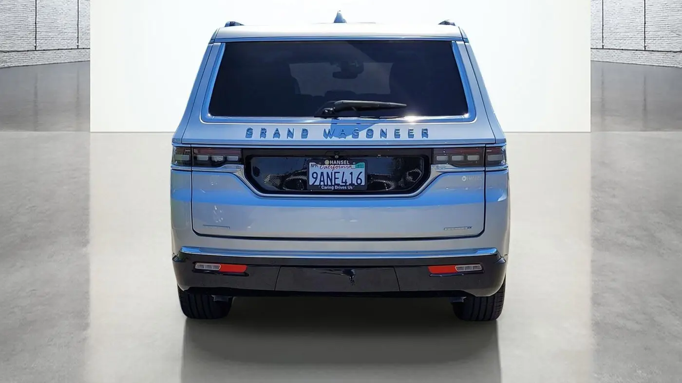 2022 Jeep Grand Wagoneer Obsidian