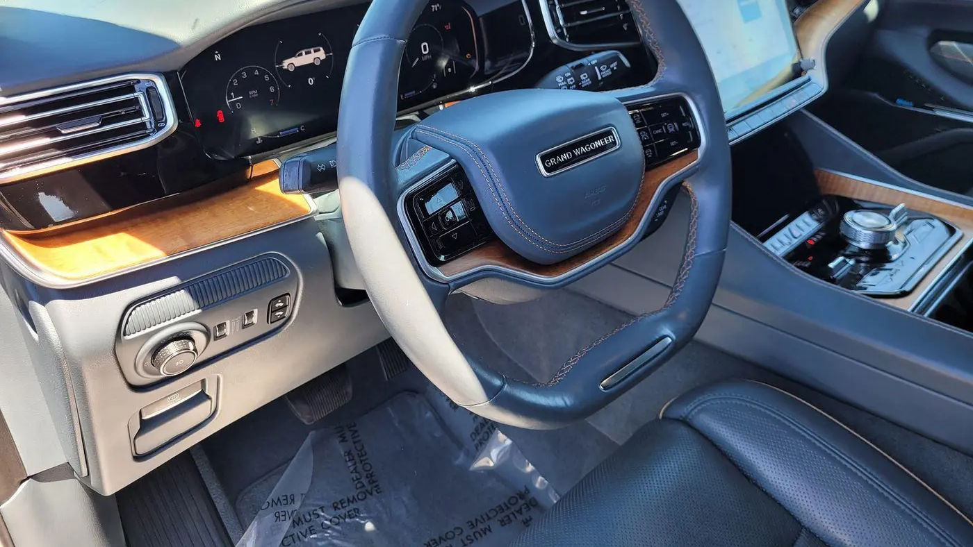 2022 Jeep Grand Wagoneer Obsidian