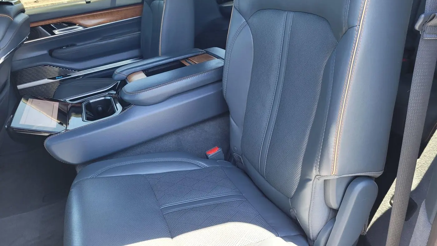 2022 Jeep Grand Wagoneer Obsidian