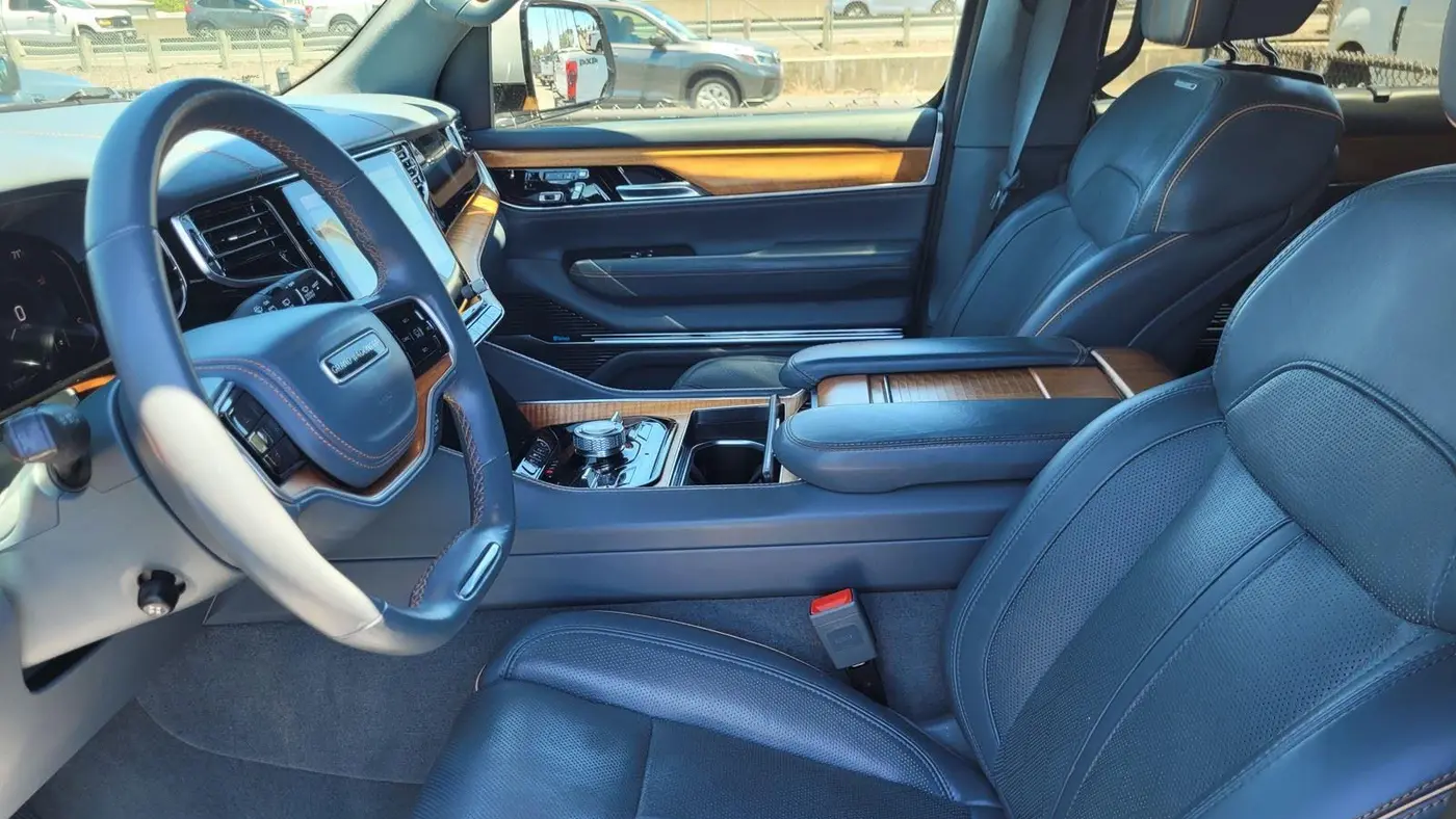 2022 Jeep Grand Wagoneer Obsidian