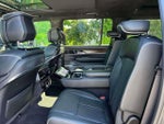 2022 Grand Wagoneer Thumbnail 12
