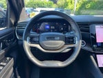 2022 Grand Wagoneer Thumbnail 15