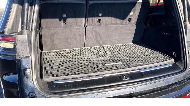 2022 Jeep Grand Wagoneer Series II