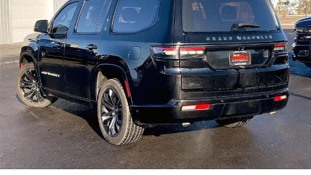 2022 Jeep Grand Wagoneer Series II