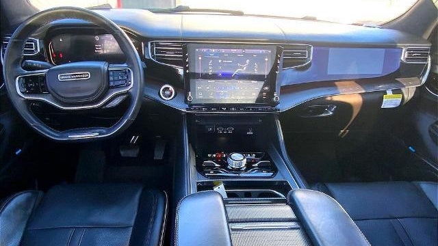 2022 Jeep Grand Wagoneer Series II
