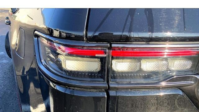 2022 Jeep Grand Wagoneer Series II