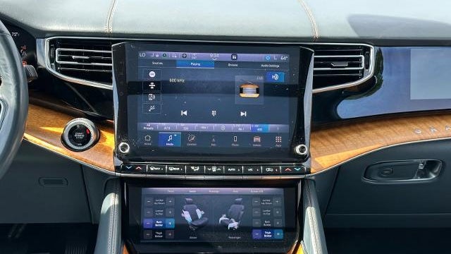 2022 Jeep Grand Wagoneer Series II