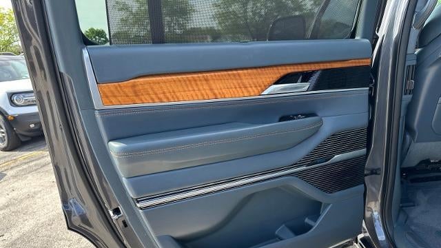 2022 Jeep Grand Wagoneer Series II