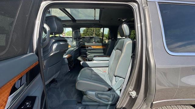 2022 Jeep Grand Wagoneer Series II