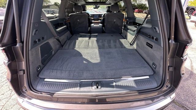 2022 Jeep Grand Wagoneer Series II