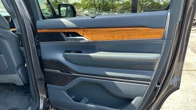 2022 Jeep Grand Wagoneer Series II