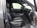 2022 Grand Wagoneer Thumbnail 15