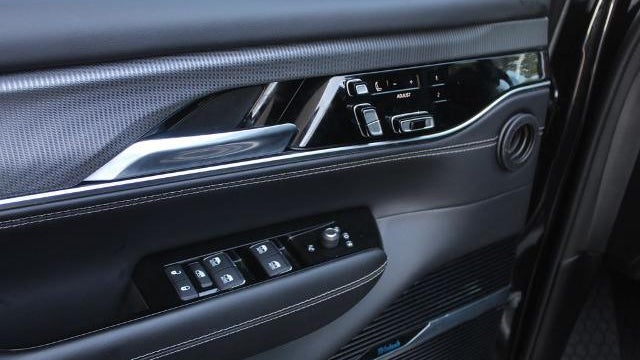 2022 Jeep Grand Wagoneer Series II